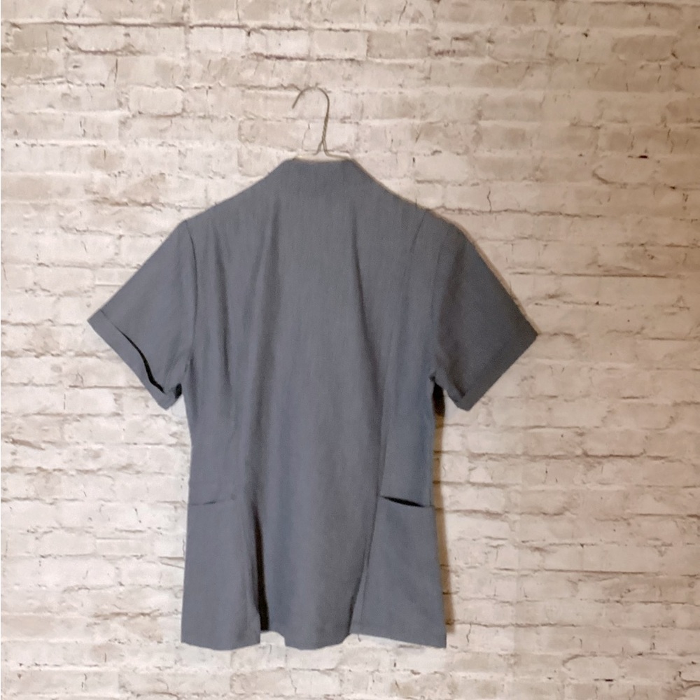 Figs Technical Collection Inala Graphite Scrub Top - image 6